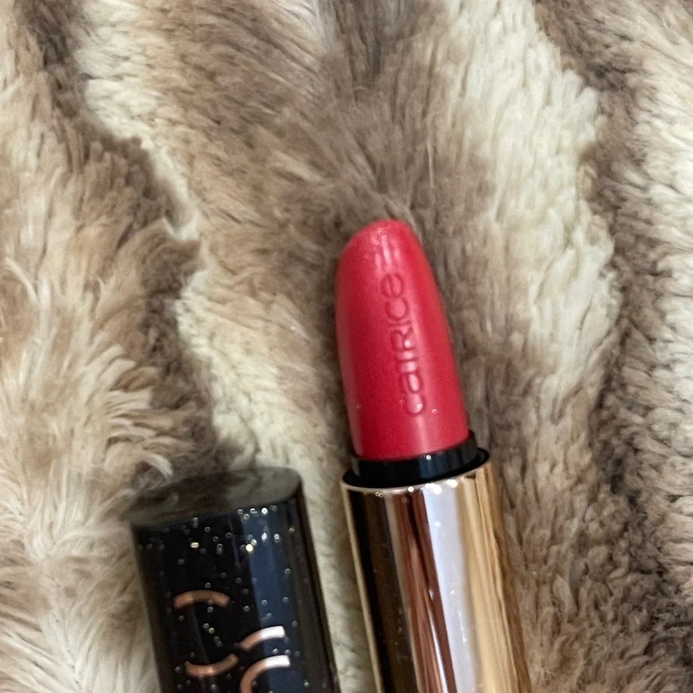 Catrice Power Plumping Gel Lipstick in Shade 150 Rule the World
